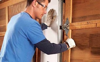 Broken Garage Door Repair & Garage Door Installation Services in Phoenix