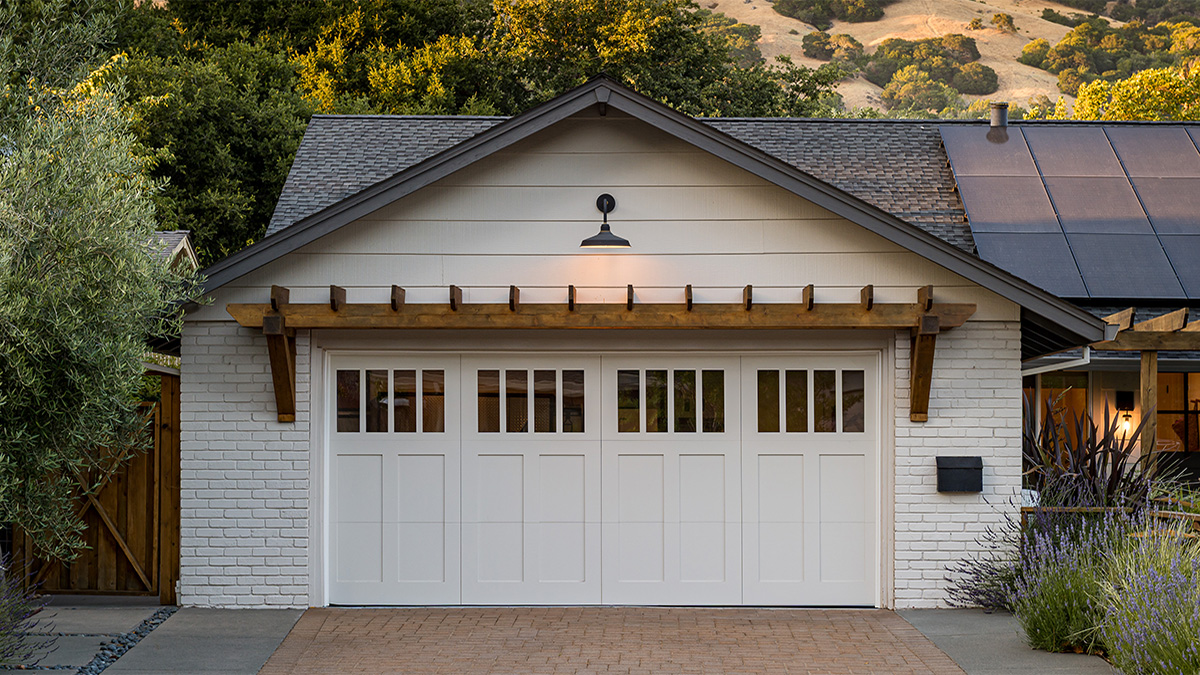 Reserve Wood Garage Door with Windows